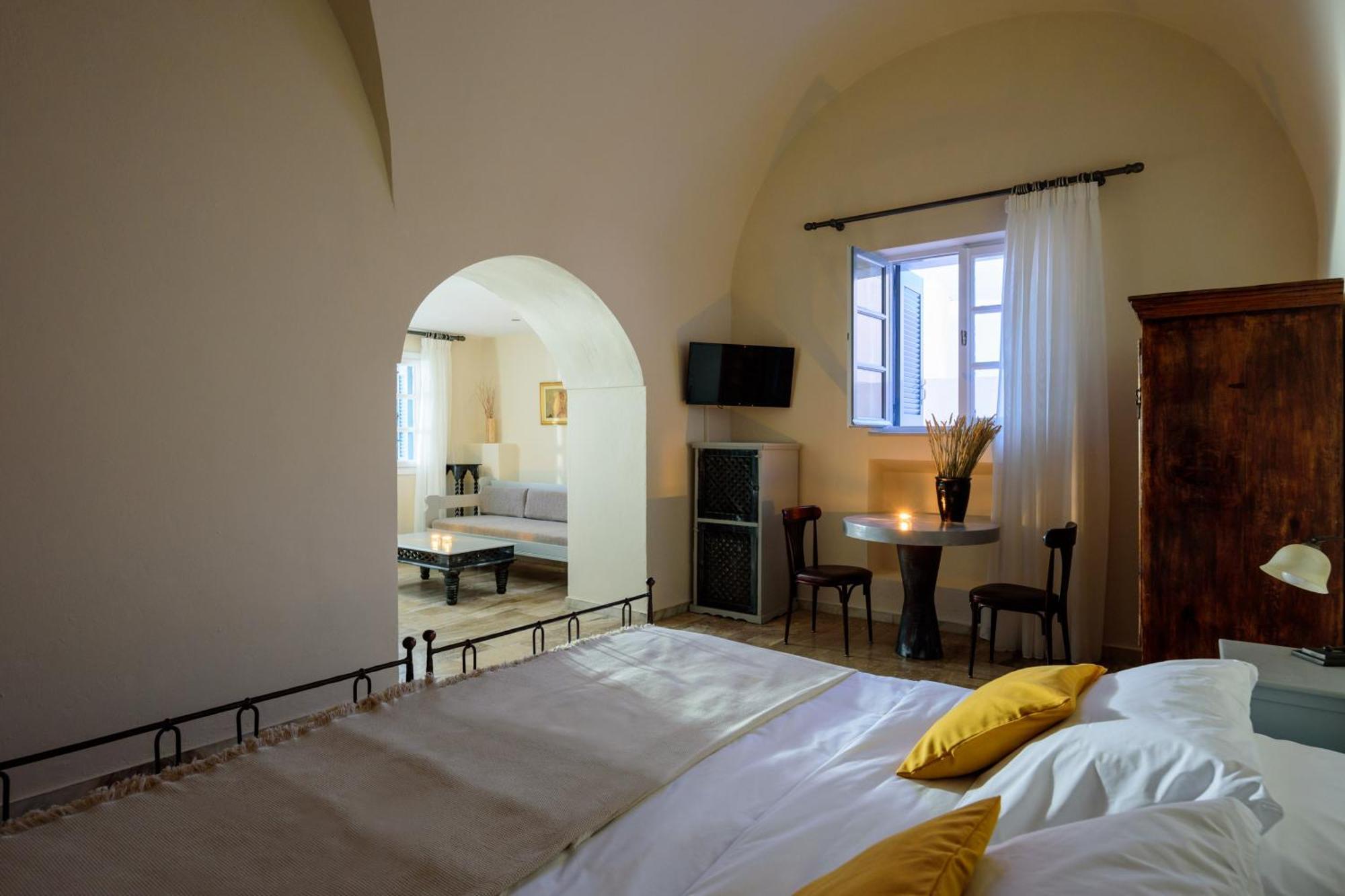 Ikio Concept Santorini Otel Pýrgos Dış mekan fotoğraf